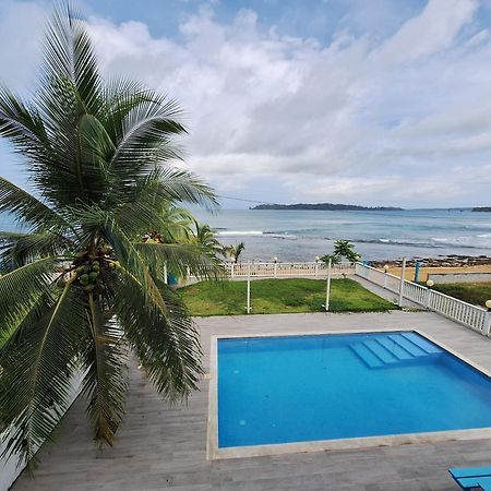 Paunch Beach Retreat Bocas del Toro Buitenkant foto